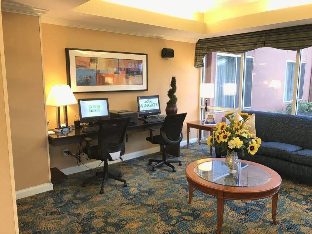 Hotel Wingate By Wyndham Shreveport Airport Exterior foto